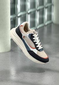 Δεν επιλέχθηκε, navy/orange