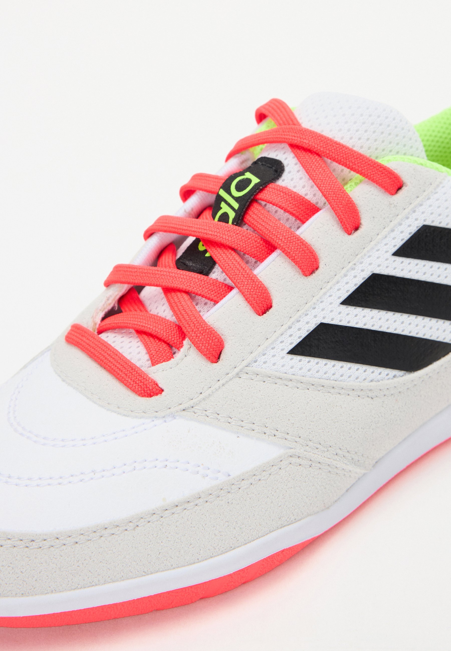 adidas Performance TOP SALA COMPETITION UNISEX - Sneaker low - white/core  black/grey one/weiß - Zalando.ch