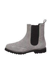 Botte de cheville en suède gris avec des panneaux lat�éraux en elastique, des détails brogue sur le bout, une semelle en caoutchouc et une languette au talon pour un enfilage facile.