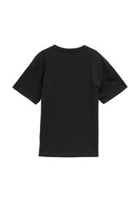 T-shirt nera a maniche corte, con scollatura rotonda e vestibilità comoda. Tessuto liscio senza motivi o rifiniture visibili.