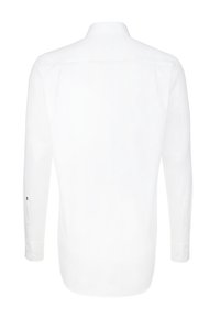Vit långärmad skjorta med krage som kan knäppas, har rak fåll och manschetter med detaljer, tillverkad av mjukt, lättviktigt tyg.