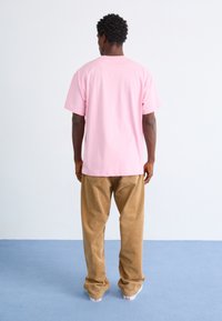 Ellesse EMSSEO - Apdrukāts T-krekls - light pink