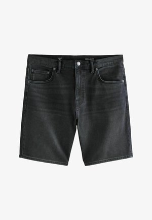 Mustat regular fit -istetyyppiset farkkushortsit, joissa on edessä nappi, vyönlenkit ja viisi taskua, asetettuna valkoisen taustan päälle.