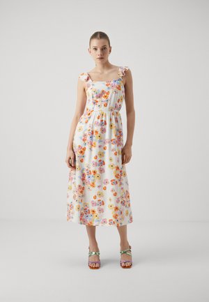 PCKARLSON OPEN BACK TIE DRESS - Robe de jour - cloud dancer