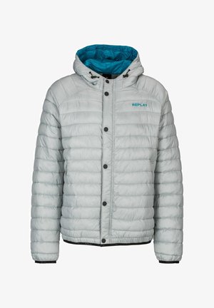 Hellgraue Daunenjacke mit Kapuze, ausgestattet mit einem türkisfarbenen Innenfutter, schwarzen Druckknöpfen und dem "REPLAY"-Logo auf der Brust. Strukturierter, gesteppten Design.