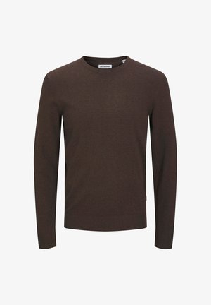 Pull en maille marron foncé à col rond et manches longues, avec des poignets et un ourlet côtelés, étiqueté Jack & Jones.