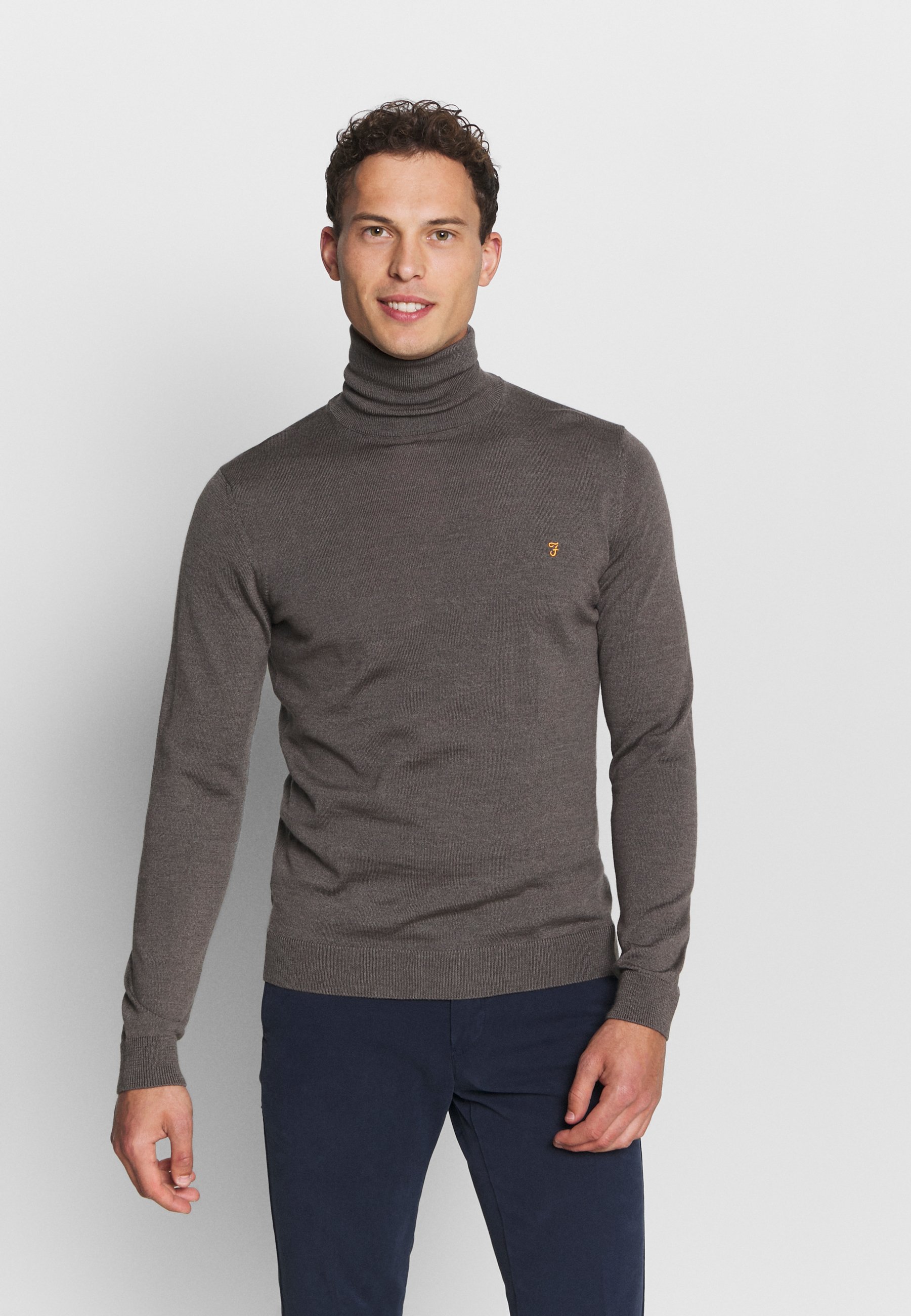 farah roll neck