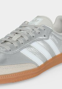 adidas Originals SAMBA OG UNISEX - Αθλητικά παπούτσια - silver-coloured metallic/footwear white