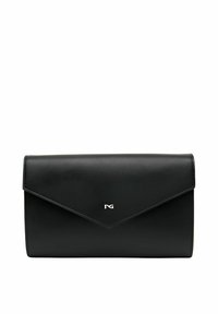 Sort læder clutch med et kuvert-design, der har et sølvlogo på forsiden og en glat overflade. Ingen synlig hardware eller detaljer.