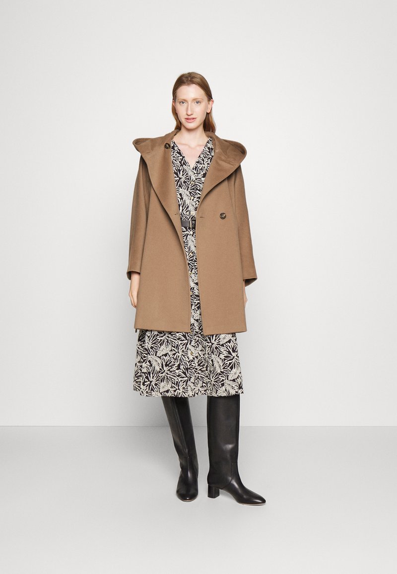 cappotti max mara weekend
