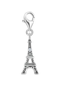 Charm en argent de la Tour Eiffel avec des détails complexes, présentant un fermoir de homard et des accents de pierres précieuses transparentes.