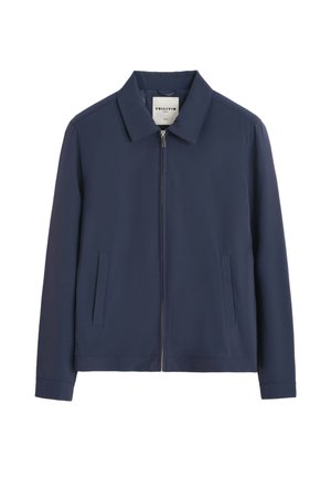Veste légère pour homme bleu marine avec col pointu, fermeture éclair frontale, deux poches latérales et manches longues.