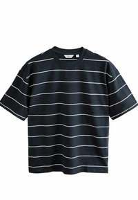Marineblauwe T-shirt met korte mouwen en witte horizontale strepen, van katoen, met een ronde hals en een ontspannen pasvorm. Geen zichtbare logo's.