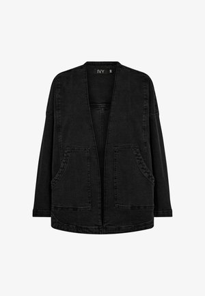 Črna denim jakna z ohlapnim krojem, odprtimi predsodki, širokimi rokavi in dvema sprednjima žepoma. Ima mehko teksturo in čist dizajn.