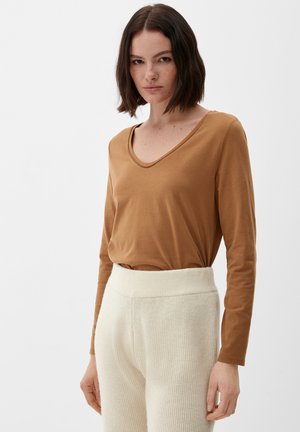 s.Oliver MIT U-AUSSCHNITT - T-shirt à manches longues - sandstein