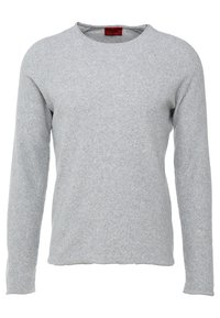 Helles grauer Langarmpullover aus weichem Material. Verfügt über einen runden Halsausschnitt und eine lockere Passform mit minimaler Naht und glatter Textur.