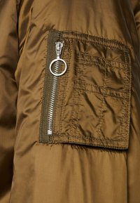 Marc O'Polo DENIM Kort kappa / rock - green