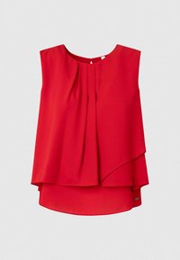 Blusa rossa senza maniche con scollo rotondo, dettaglio a pieghe sul davanti e orlo stratificato. Realizzata in un tessuto liscio e leggero.