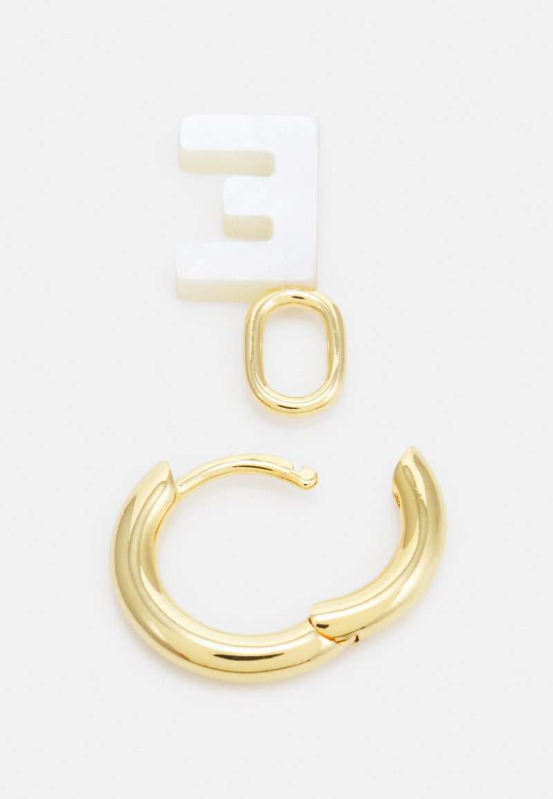 Damen Schmuck | Maria Black LUCID LETTER HUGGIE E Ohrringe gold-coloured/goldfarben - MA60405 Damen Schmuck | Maria Black LUCID LETTER HUGGIE E Ohrringe gold-coloured/goldfarben - MA60405