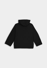 Czarna kurtka z kapturem o luźnym kroju, z długimi rękawami i gładką teksturą. Bez widocznych elementów metalowych ani wzorów. Czysty design.