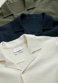 Next REGULAR FIT - CUBAN COLLAR TEXTURED SHORT SLEEVE 3 PACK - Camisa - blue   green   white