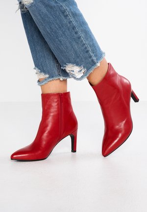 Ankle boots - red