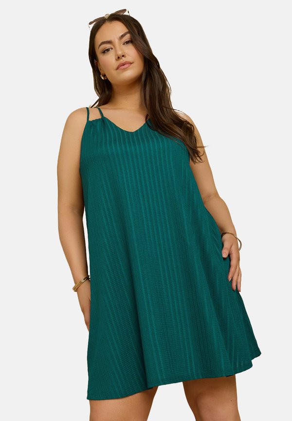 TEXTURED DOUBLE STRAP - Cocktailkleid/festliches Kleid - emerald