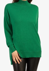 Apart Sweter