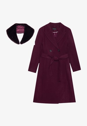 Burgundy wool coat with a belted waist, double-breasted buttons, and notched collar, paired with a matching dark faux fur collar.