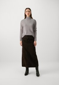 FTC Cashmere Pulóver - hazelwood