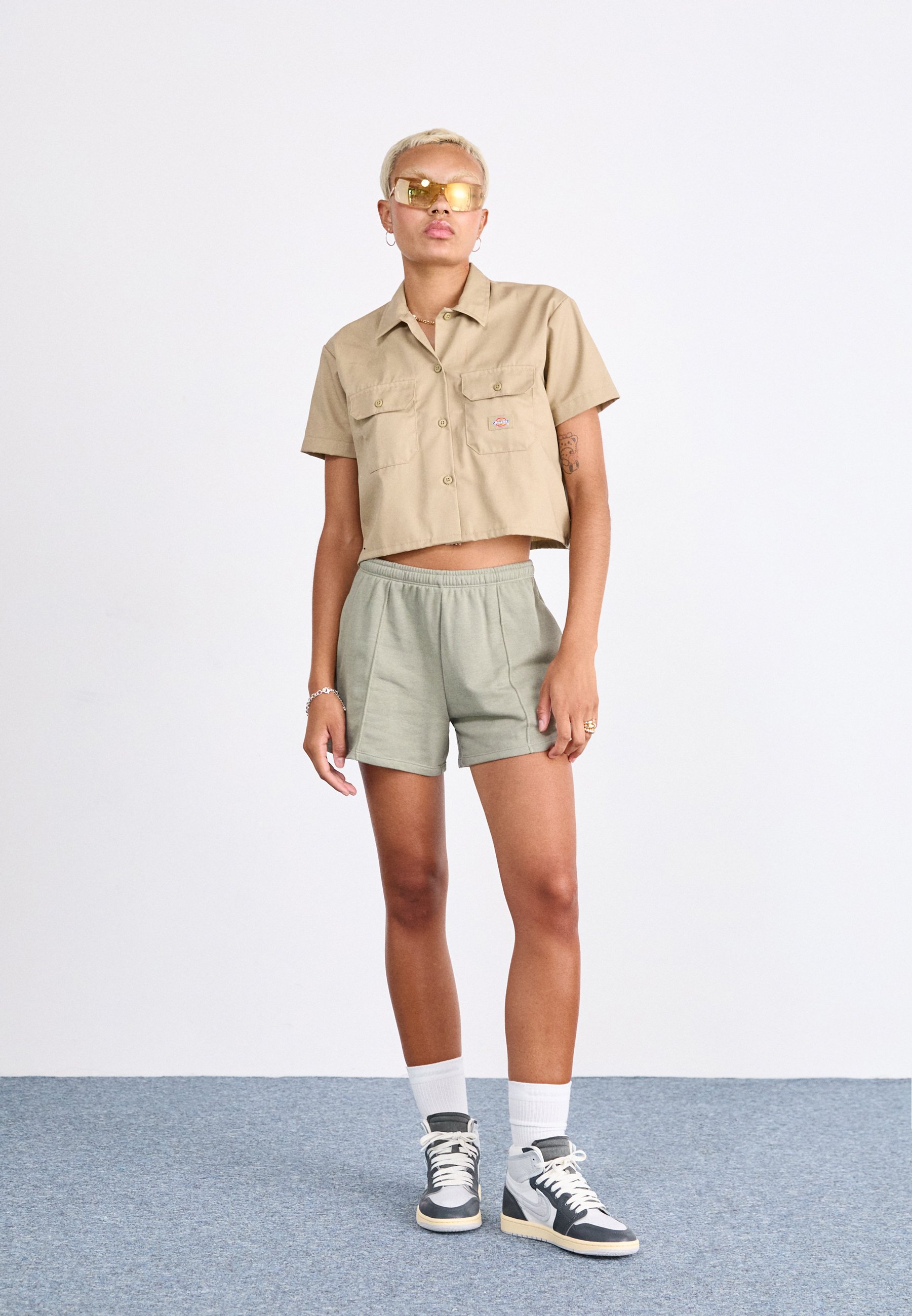 air jordan 1 neutral grey outfit