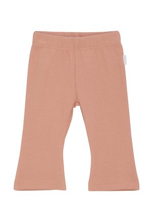 Zachte roze geribbelde peuterbroek met een elastische tailleband en licht uitlopende pijpen, met een klein wit merklabel aan de zijkant.