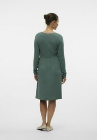 MAMALICIOUS Robe pull - dark forest