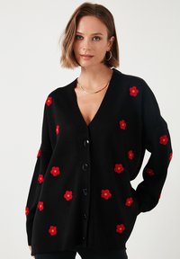 Unselected, black