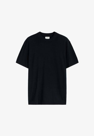 Schwarzes T-Shirt mit kurzen Ärmeln, Rundhalsausschnitt, aus einem glatten Stoff mit lockerer Passform und ohne sichtbare Muster oder Verzierungen.