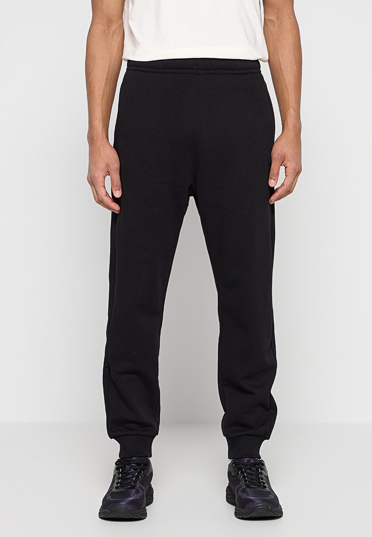 Pantalones deportivos