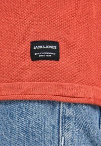 Jack & Jones JJEHILL CREW NECK  - Maglione - chili