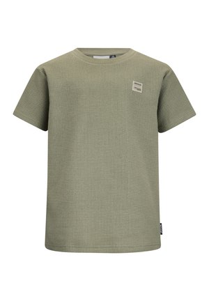 Zielony oliwkowy t-shirt z krótkim rękawem wykonany z dzianiny waflowej, z okrągłym dekoltem i małą prostokątną naszywką na piersi.