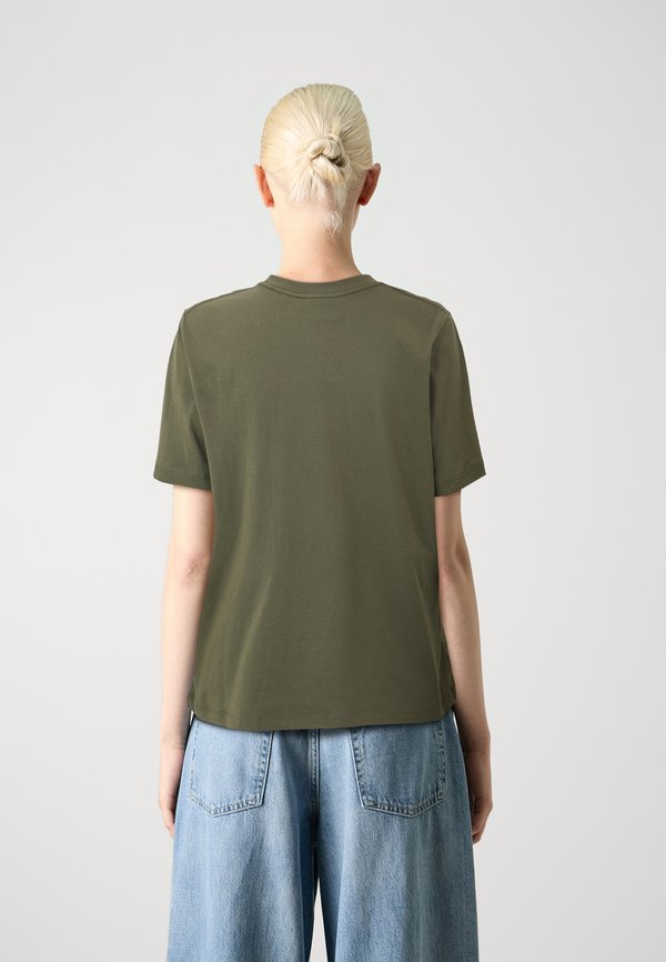 JXANNA EVERY LOGO TEE - Print T-shirt - grape leaf3