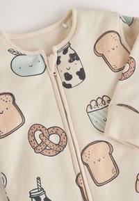 Non sélectionné, ecru breakfast club