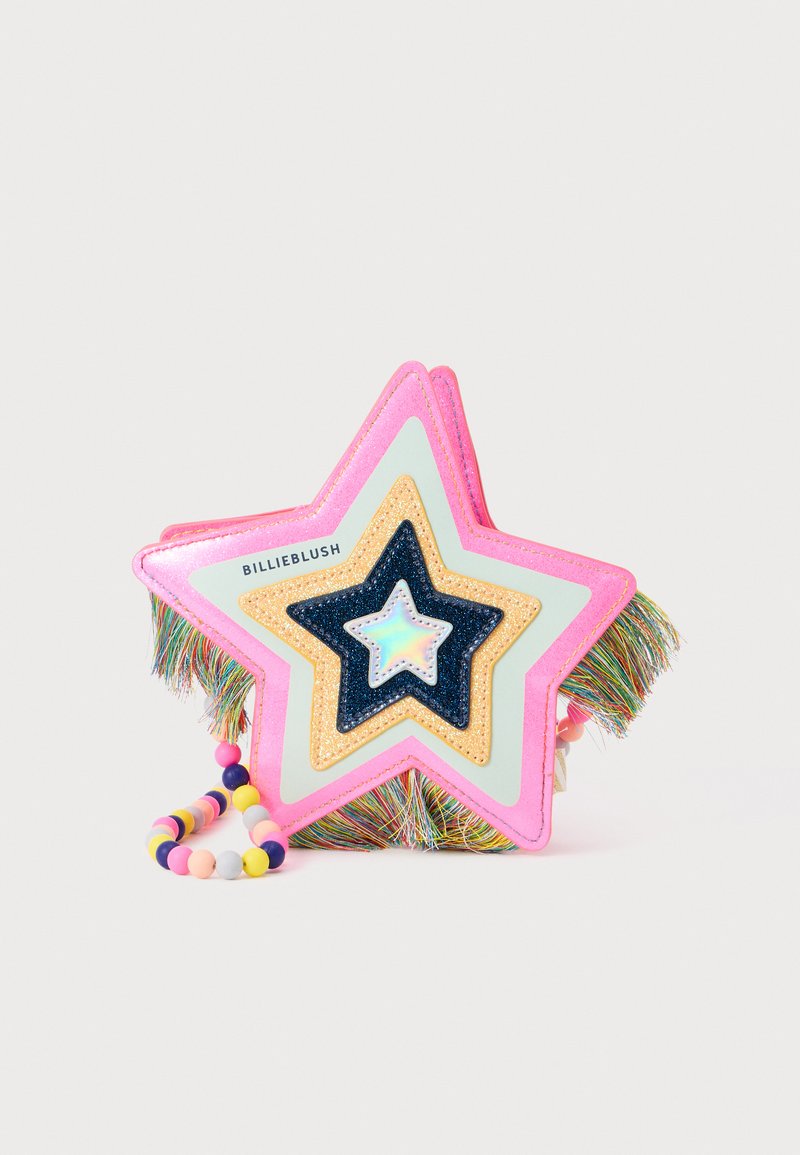 Bolsa em forma de estrela com franjas multicoloridas. Apresenta camadas de materiais rosa, azul, dourado e iridescentes. Alça de contas. Marca: Billieblush.