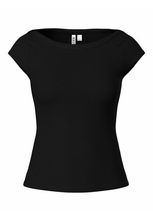 Černý přiléhavý dámský top s krátkými rukávy, širokým kulatým výstřihem a jemnou žebrovanou strukturou, zobrazený na bílém pozadí.