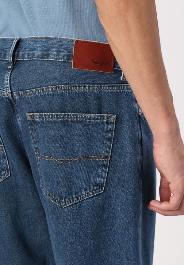 BARREL  - Loose Jeans - denim2
