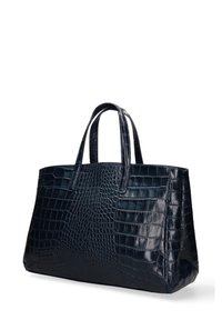 Borsa tote blu navy con texture a coccodrillo, dotata di due manici resistenti e di una forma strutturata. Superficie liscia e lucida con un motivo dettagliato.