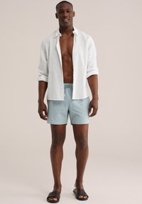 WE Fashion Badeshorts - green blue/hellblau - Zalando