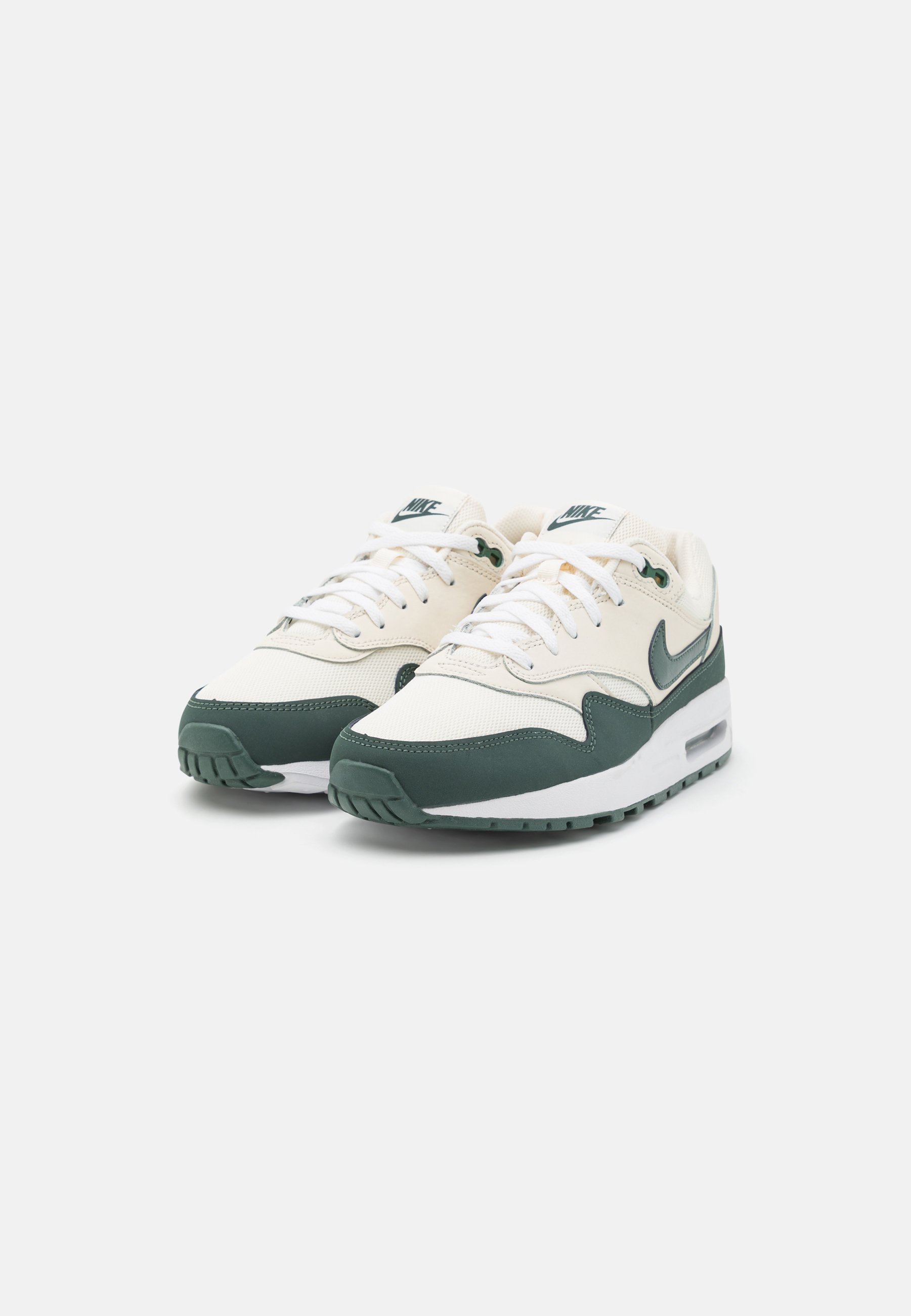 air max 1 black and green