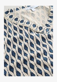 Non selezionato, white blue