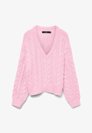 Pull en maille torsadée rose avec un col en V profond, des manches longues, des poignets et un ourlet côtelés, posé à plat sur un fond blanc.