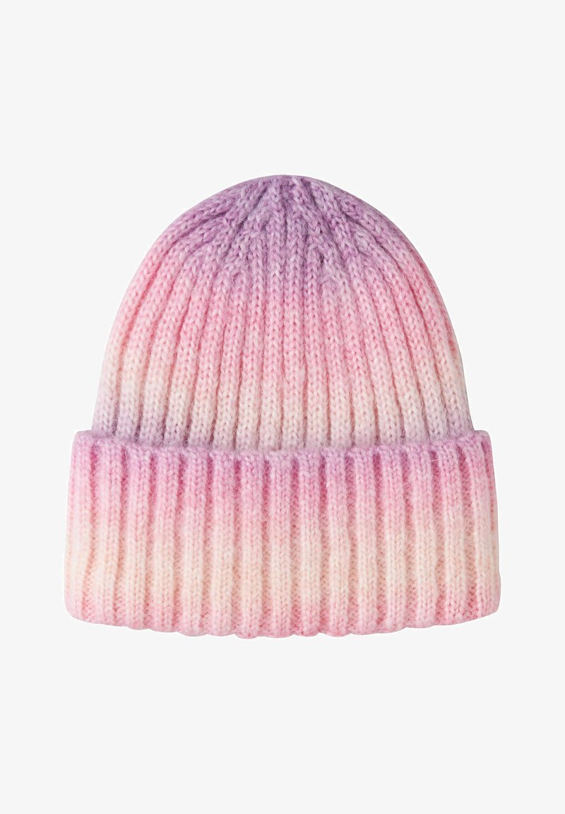 Bonnet tricoté à côtes avec bord replié dans un dégradé du rose clair au violet.
