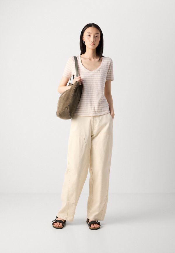 SHORT SLEEVE V NECK  STRIPED - Print T-shirt - silky stone4